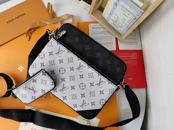 ルイヴィトンバッグ内部構造